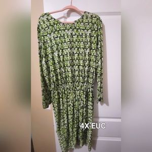 Adorable plus size dress!